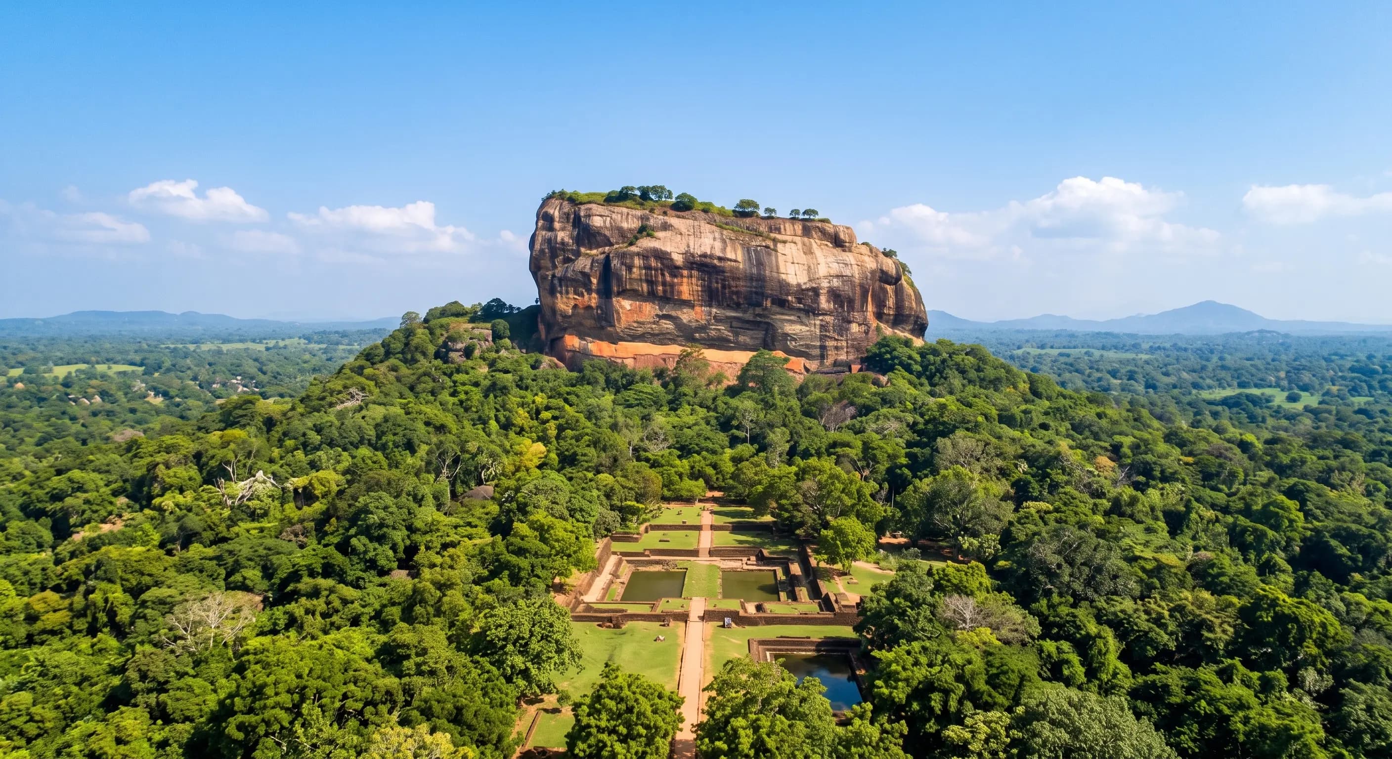 Ancient Sigiriya Rock Fortress UNESCO World Heritage Site - Royal Sky Citadel